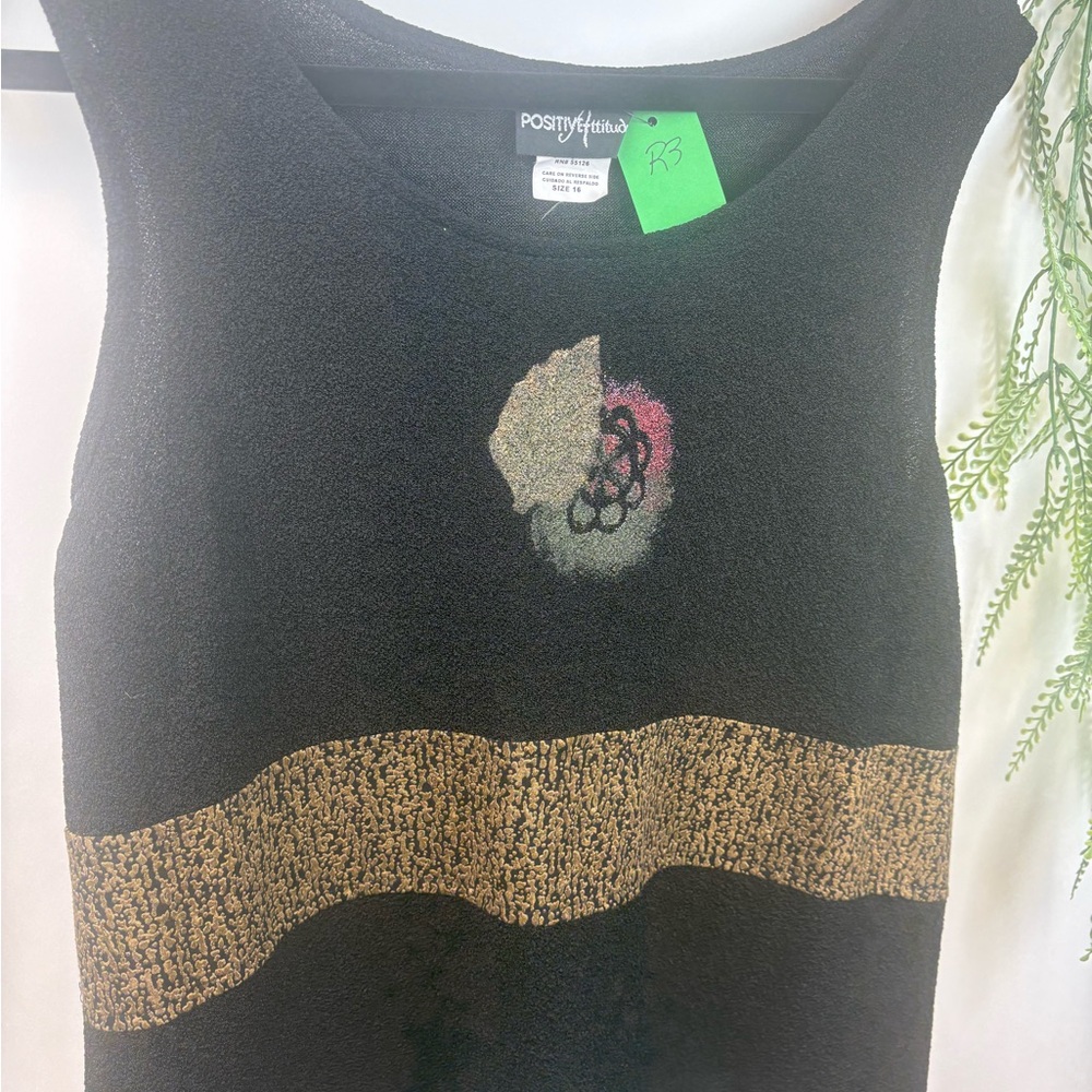Positive Attitude sleeveless top. Unique. Size 16. Fits Med/large